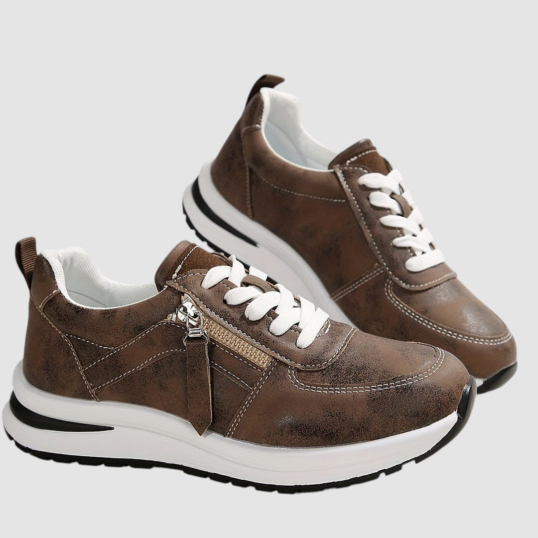 LACEY | ORTHOPAEDIC TRAINERS