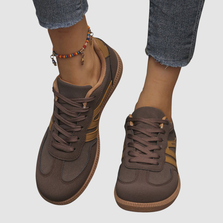 DELIZA | ORTHOPAEDIC TRAINERS