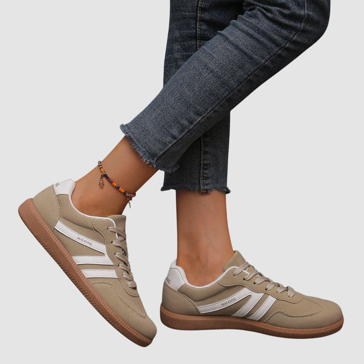 DELIZA | ORTHOPAEDIC TRAINERS