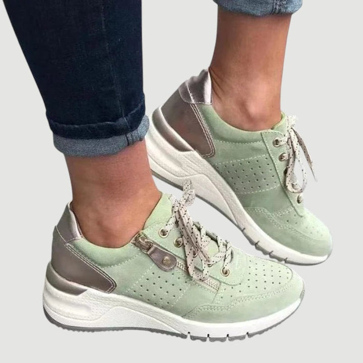 SELDA | ORTHOPAEDIC TRAINERS