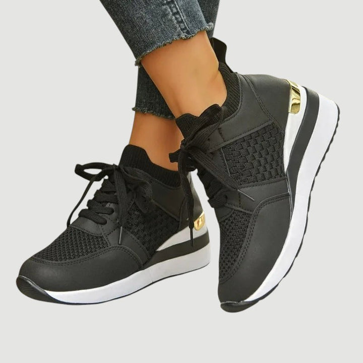 SIRAH | ORTHOPAEDIC TRAINERS