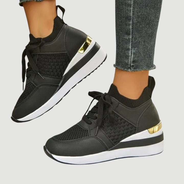 SIRAH | ORTHOPAEDIC TRAINERS