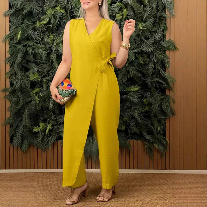 SCARLETT | STYLISH JUMPSUIT FOR EFFORTLESS CLASS